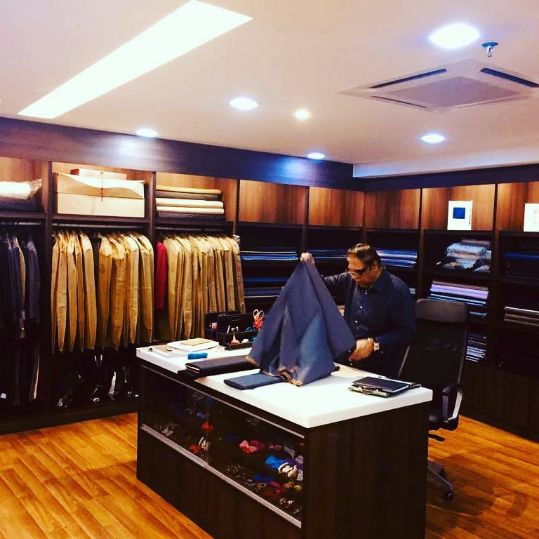 Jason's Men Shop